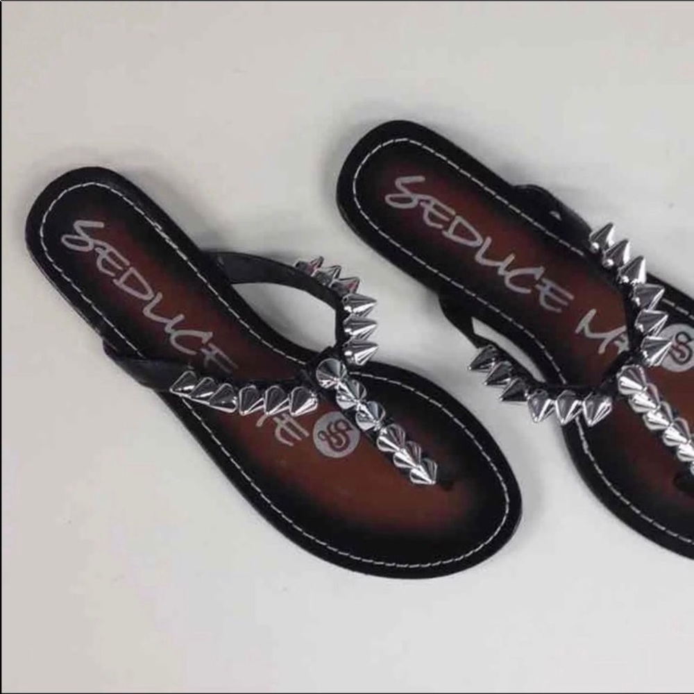Seduce me studded sandals